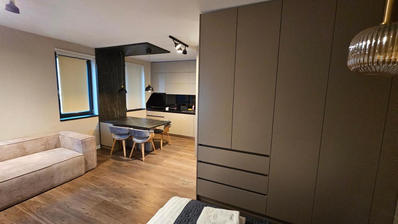 Deluxe Cozy Studios On Central M Eminescu Street #Târgu-Mureş Extérieur photo